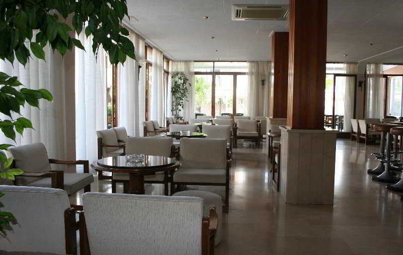 Hotel La Nina Кала Миллор Экстерьер фото