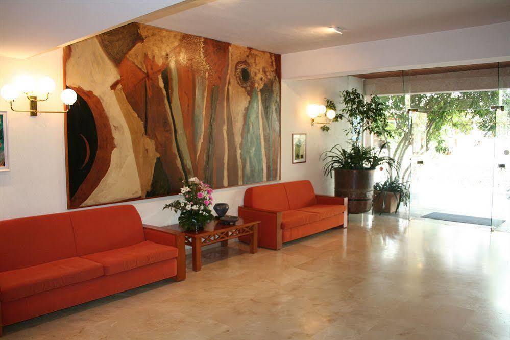 Hotel La Nina Кала Миллор Экстерьер фото